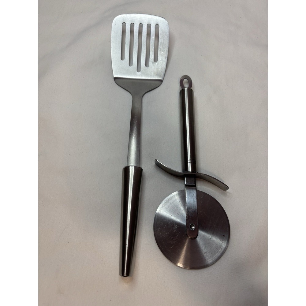 ONEIDA Stainless Steel Spatula and Pizza Cutter‎ Set, Silver, 2 Pieces